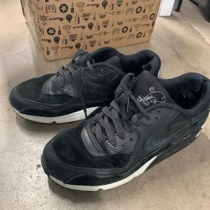 Nike airmax 90 size 10.5